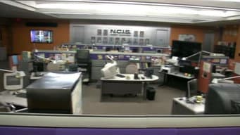 Inside NCIS - The Squad Room: Center Of Attention